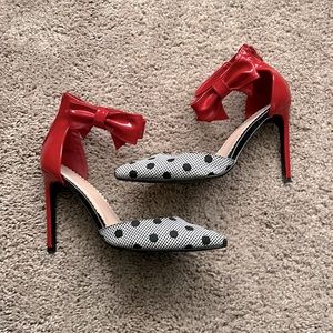 Madison Shoes By Shoedazzle Red, Black and White Polka Dot. Size 8.5 Women